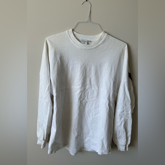 Atlantis Resort Long Sleeve - Picture 2 of 4